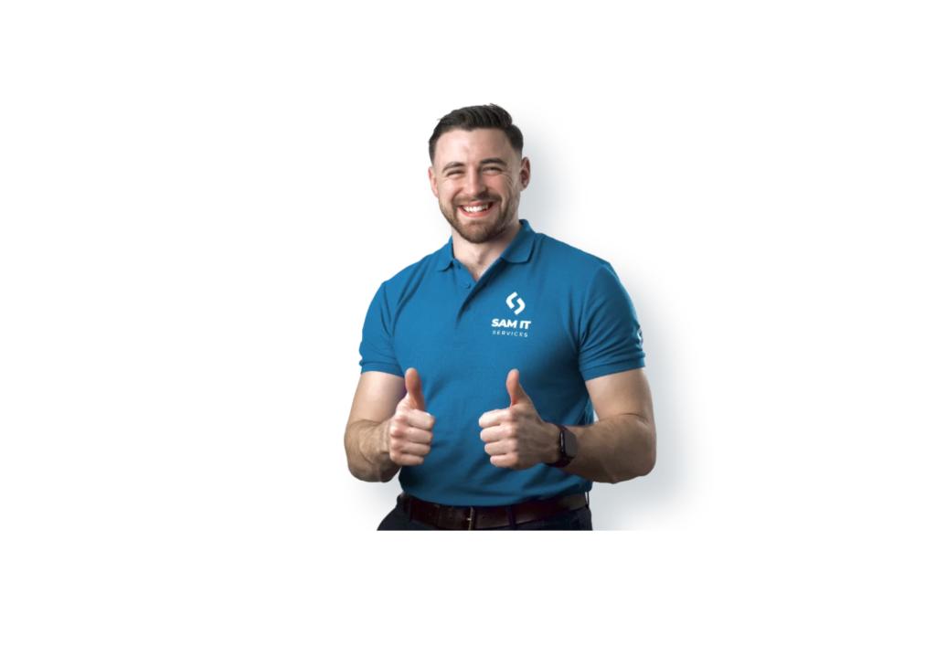 CRO werkwijze 3 a man in a blue shirt giving thumbs up